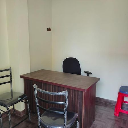 Hostel Sri Vari Residency Vellore Zewnętrze zdjęcie