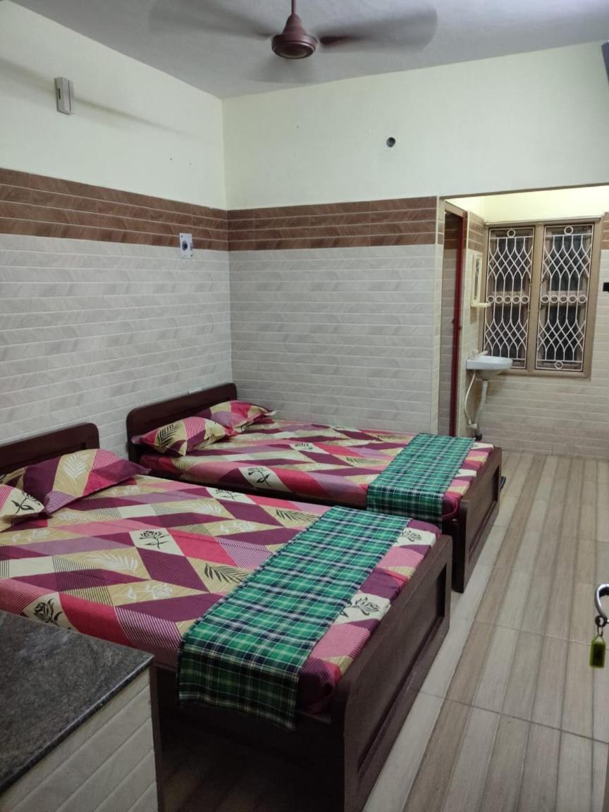 Hostel Sri Vari Residency Vellore Zewnętrze zdjęcie