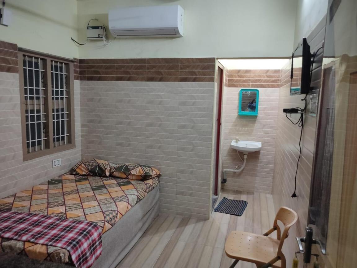 Hostel Sri Vari Residency Vellore Zewnętrze zdjęcie